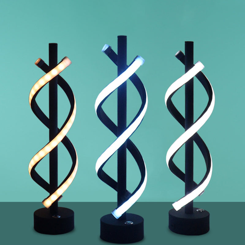 Nordic Dual Spiral LED-lampa – modern järnremsdesign MILA Sverige