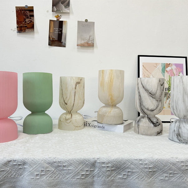 Modern minimalistisk glasbordslampa – elegant cylinderdesign MILA Sverige