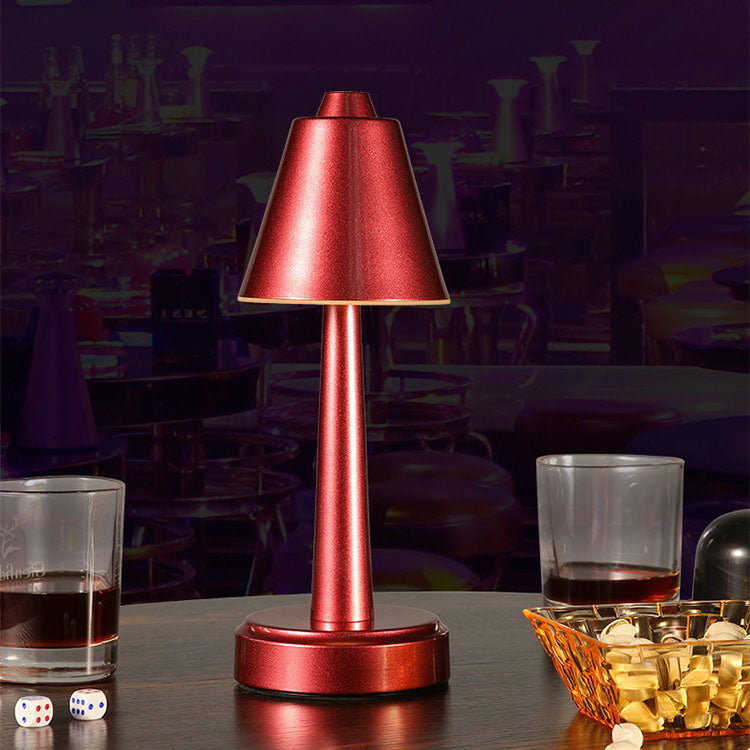 Retro Metal Cone Touch Lamp – USB-driven LED-lampa MILA Sverige