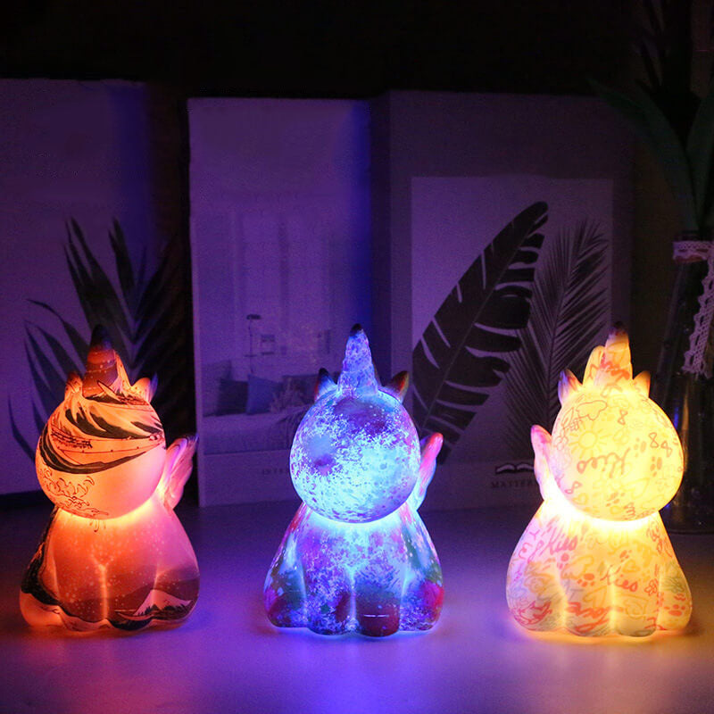 UnicornGlow | Handmålad 3D-tryckt LED-nattlampa MILA Sverige