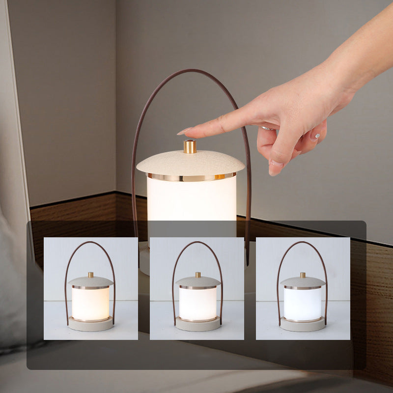 Portable LED Cylinder Lamp – Sleek Leather Look MILA Sverige