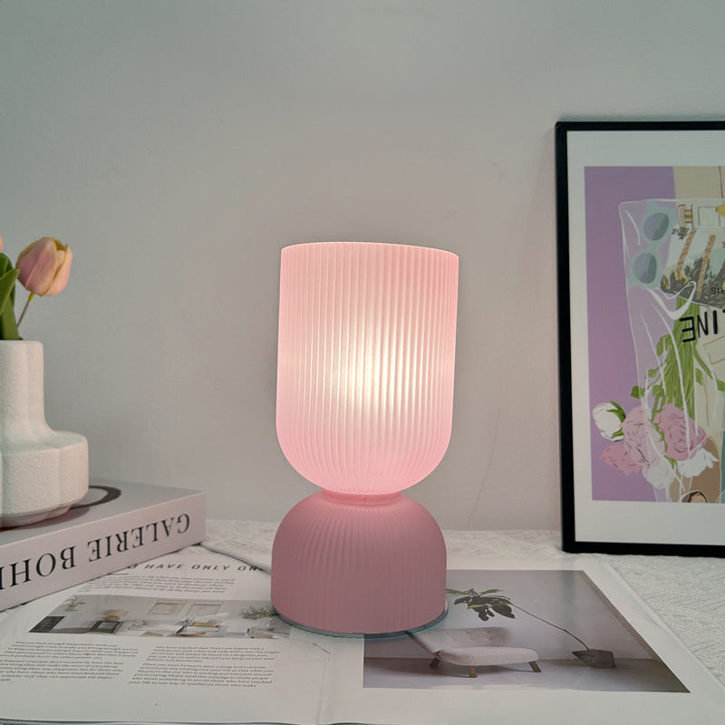 Modern minimalistisk glasbordslampa – elegant cylinderdesign MILA Sverige