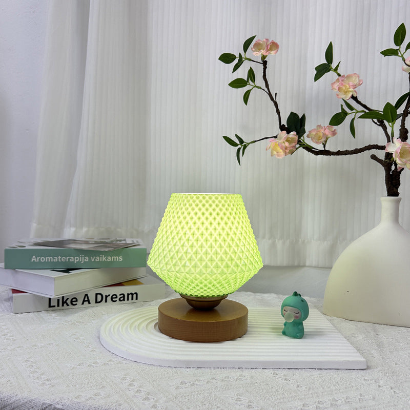 Samtida ribbad glas- och trälampa – konformad design MILA Sverige