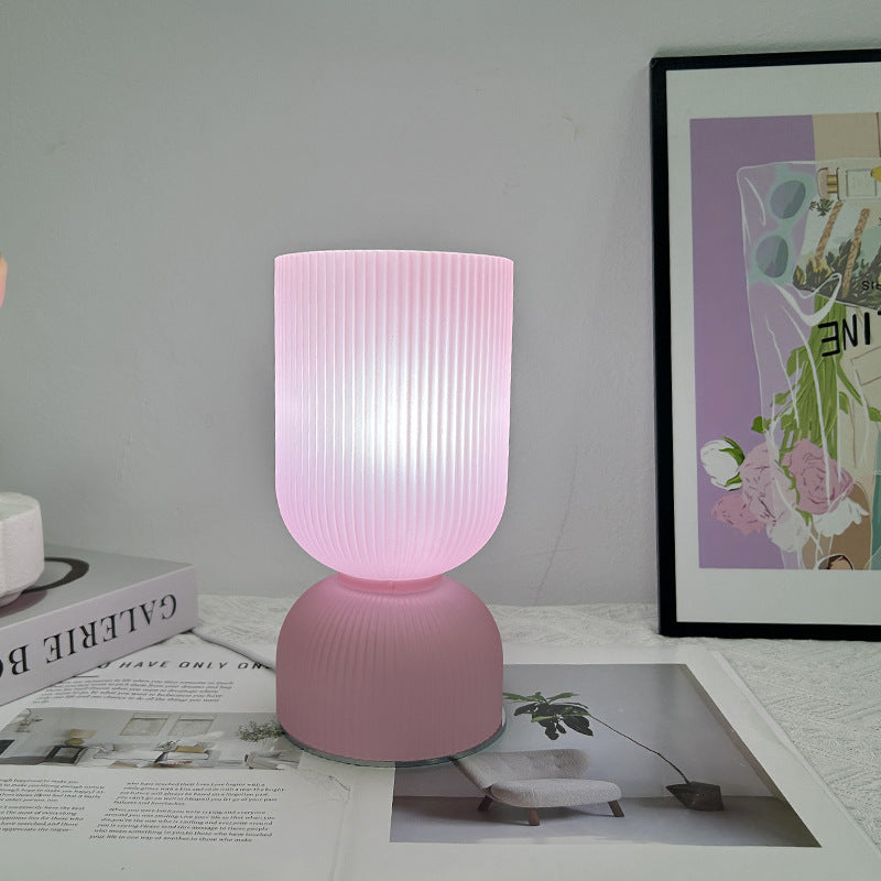 Modern minimalistisk glasbordslampa – elegant cylinderdesign MILA Sverige