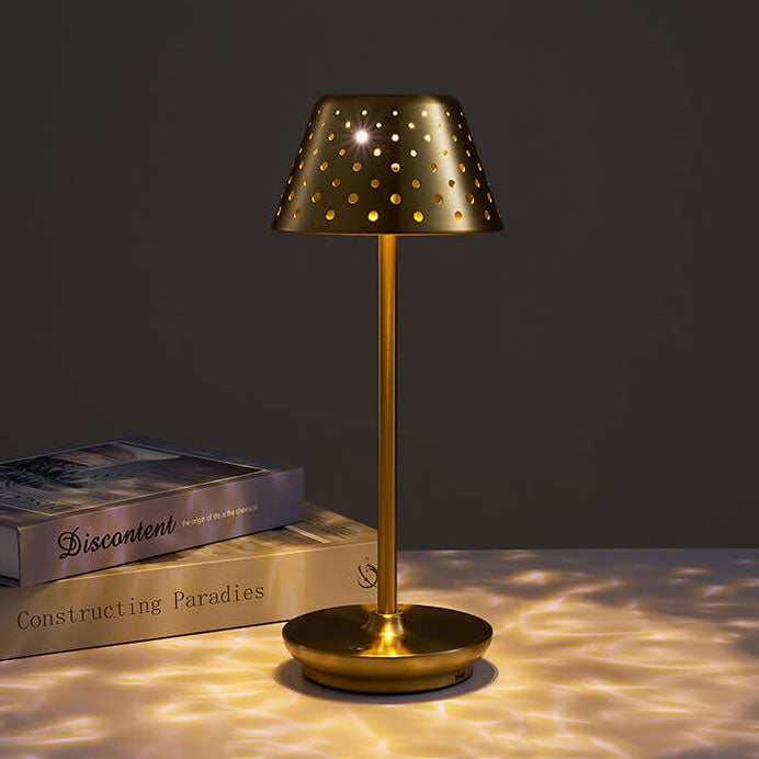 LumiSteel | Modern Minimalistisk Perforerad Smidesjärn USB LED Bordslampa MILA Sverige