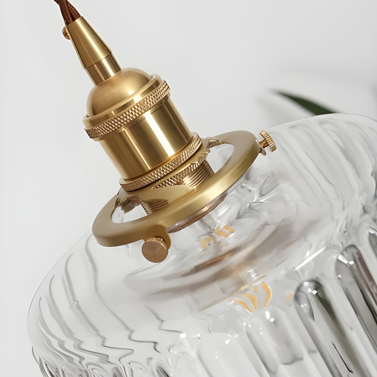 CrystalWave Light – Retro Kort Cylinder LED Hänglampa Carvallo