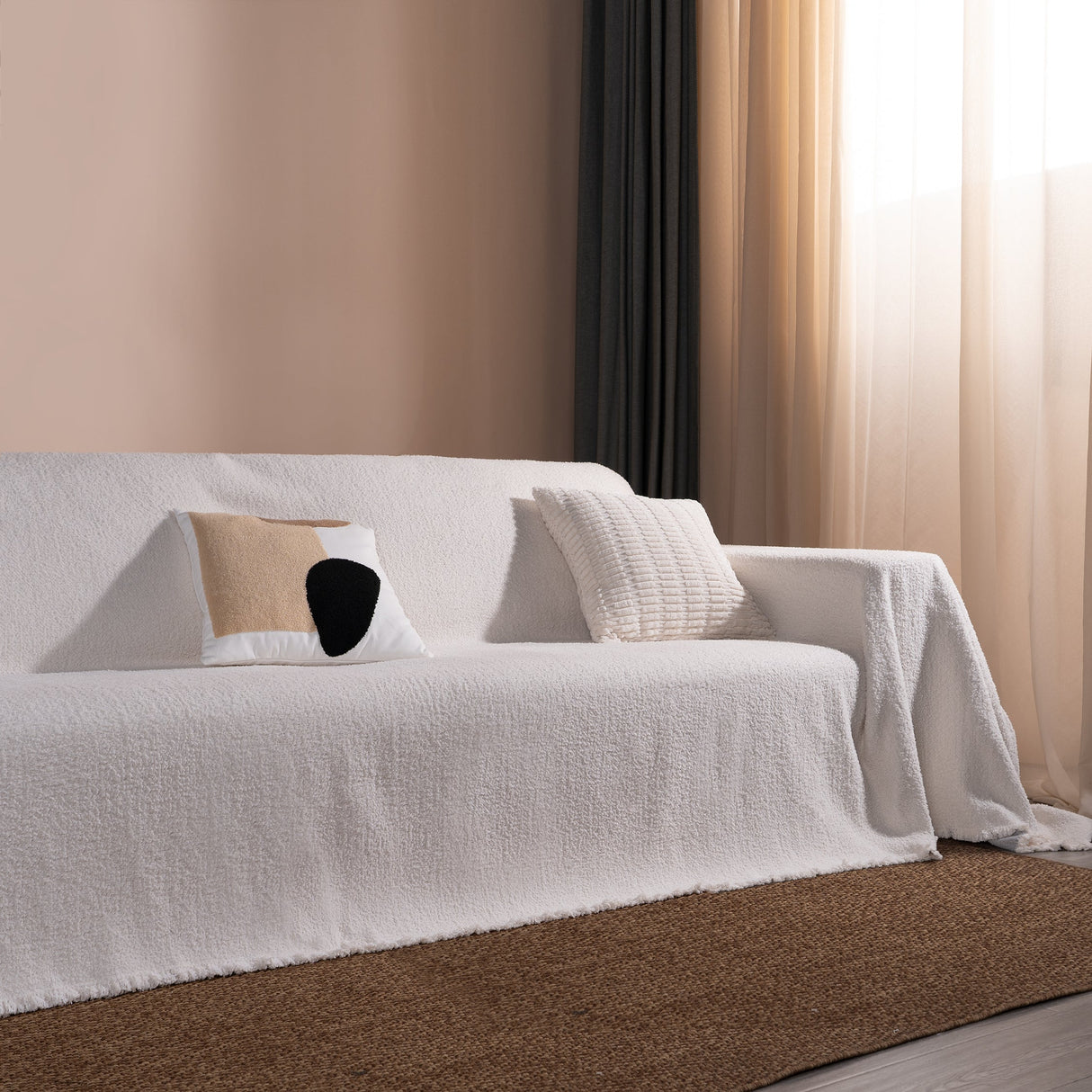 Mysig vinterstil sofföverdrag - Modern, stilren och hållbar soffskydd Carvallo