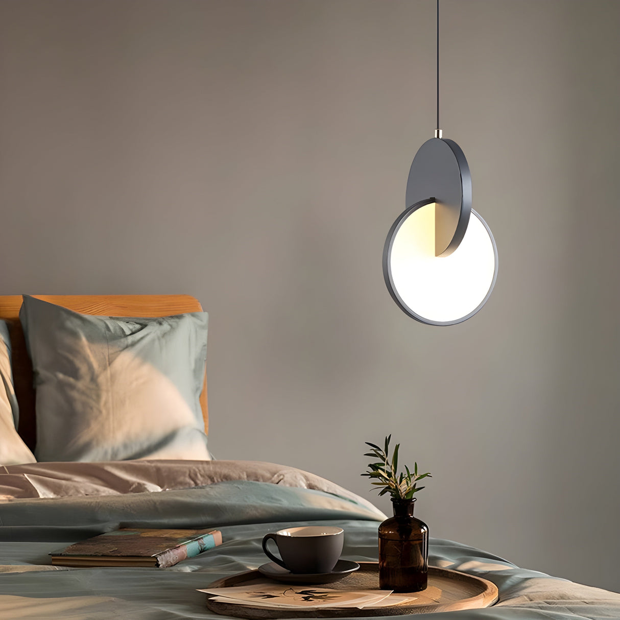 EclipseLuxe Light – Skandinavisk Rund Pendellampa Carvallo