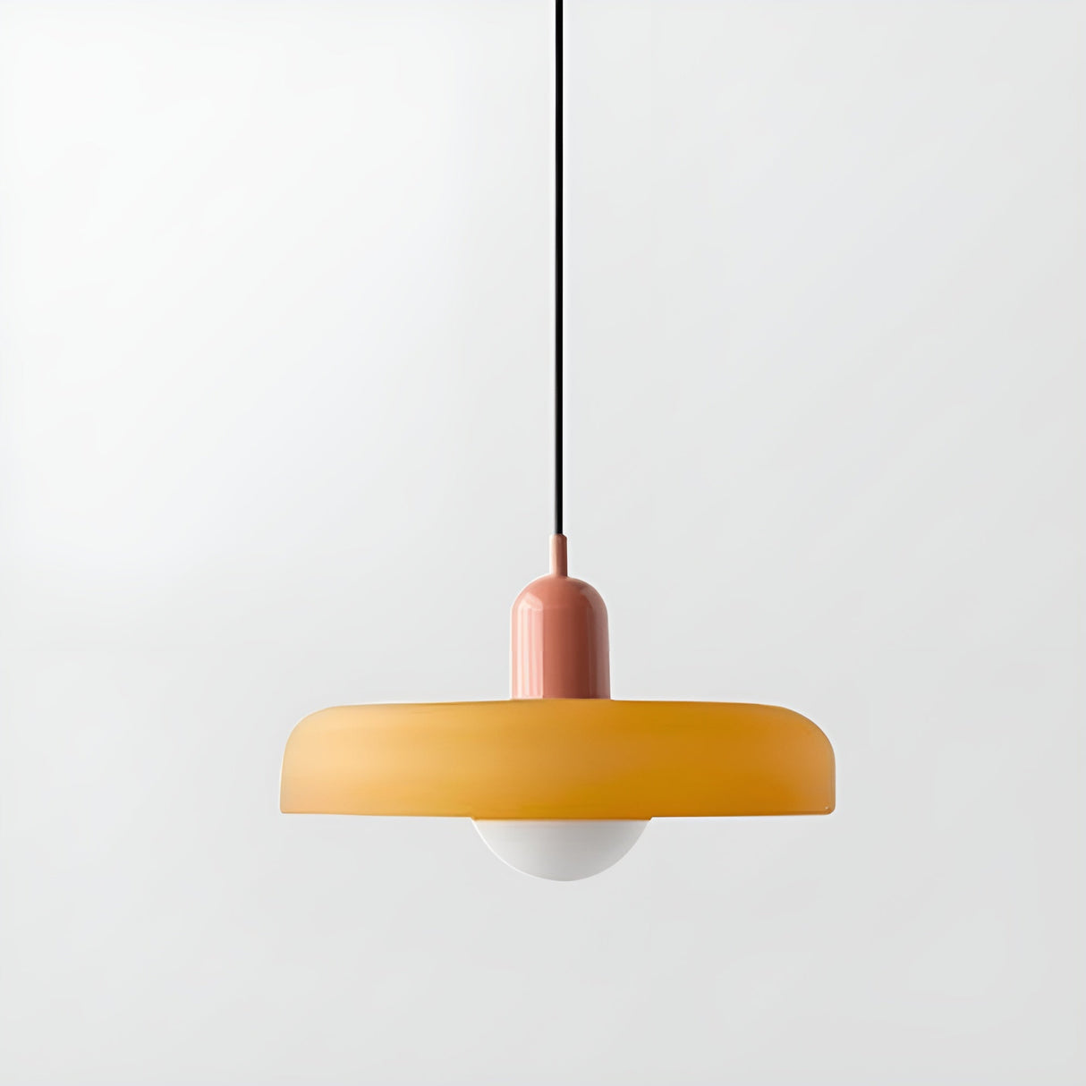 AuroraRetro Light - Nordisk Retro-hänglampa för taket Carvallo