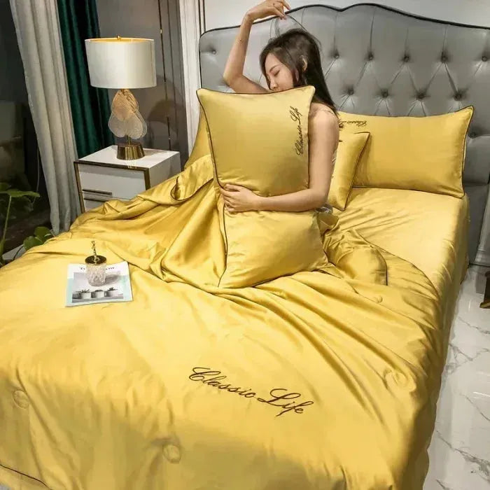SummerSilk Filt - Mjuk Kylande Broderad Sidenfilt Carvallo