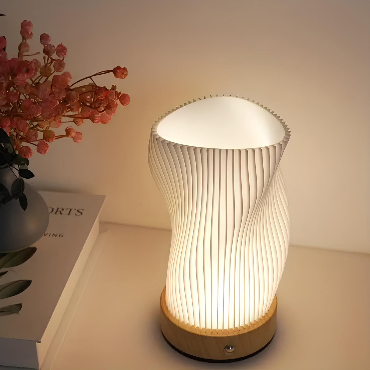 Serene Wave Dimmable Lamp – Skapa den Perfekta Atmosfären i Ditt Inre Carvallo