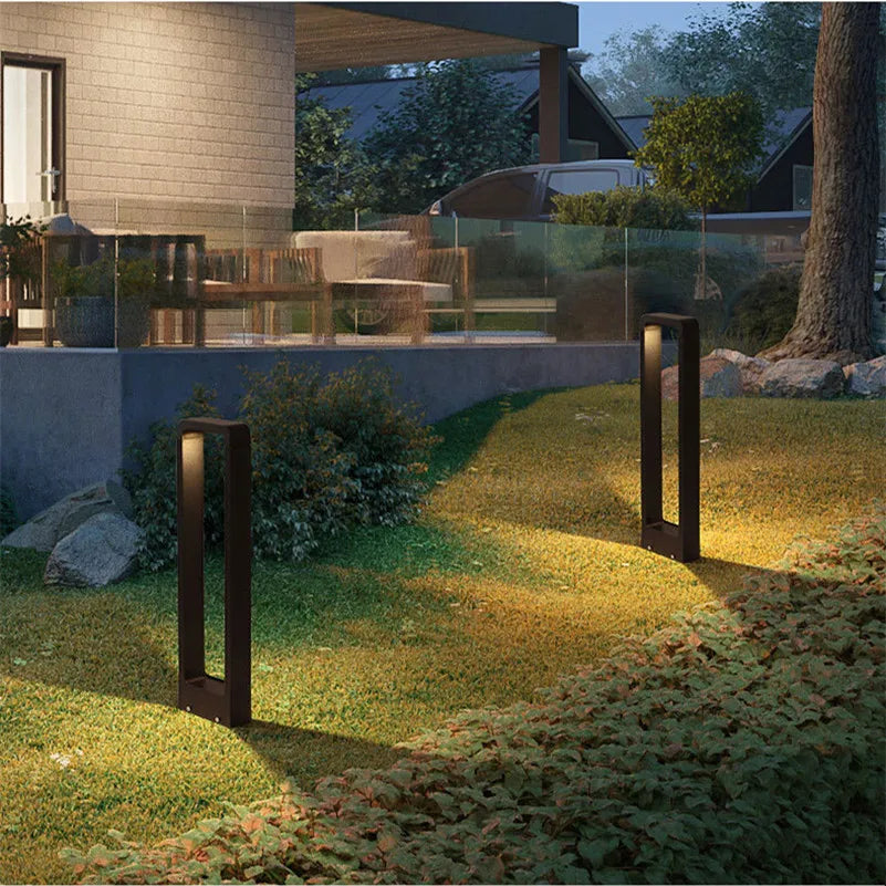 Modern Ground Garden Light - Hållbar Väderbeständig Design Carvallo