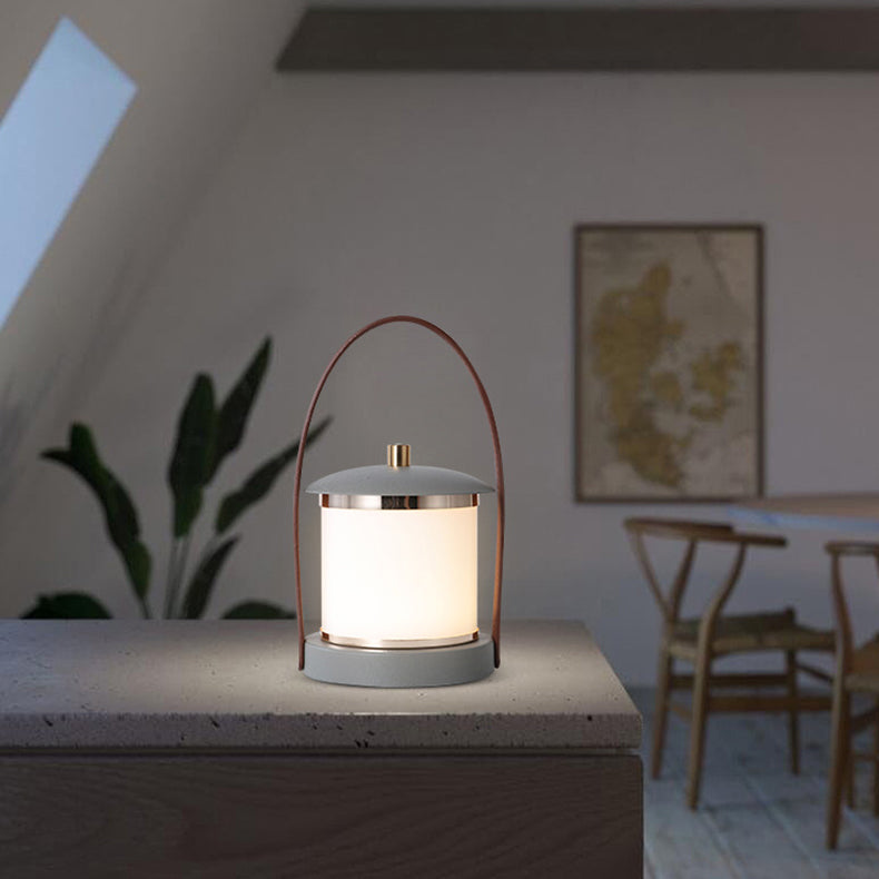 Portable LED Cylinder Lamp – Sleek Leather Look MILA Sverige