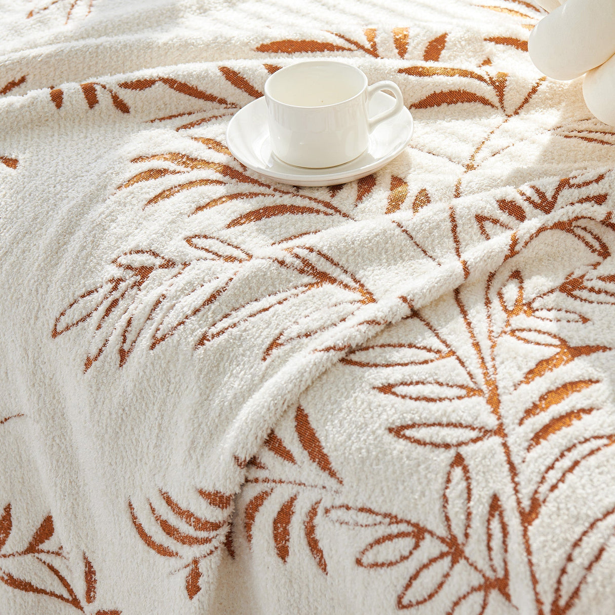 Mysig vinterbotanisk sofföverdrag - Modern, stilren och hållbar soffskydd Carvallo