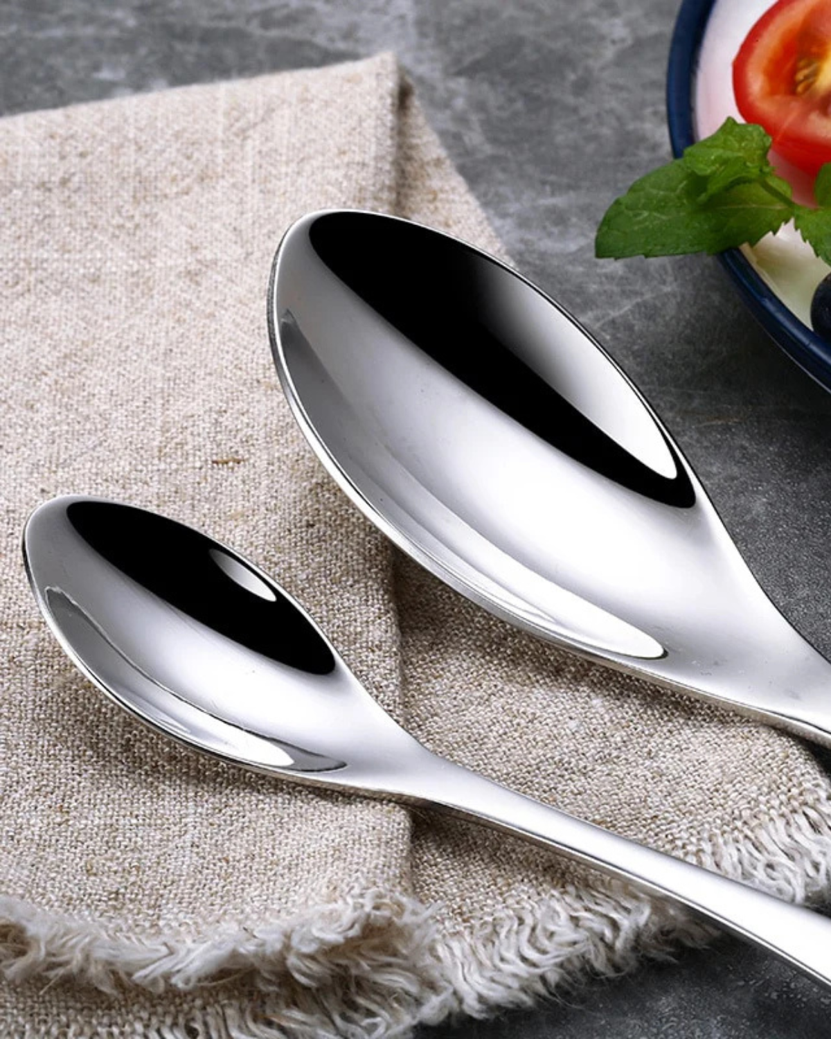 Élan Luxe – Fint Bestickeset med Tidlös Elegans för en Stilig Dukning Carvallo