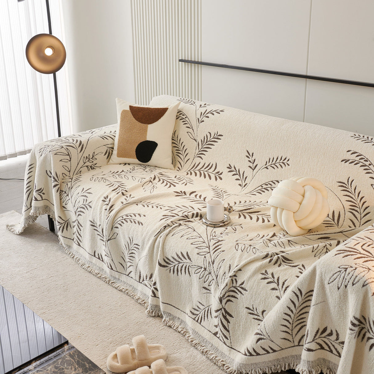 Mysig vinterbotanisk sofföverdrag - Modern, stilren och hållbar soffskydd Carvallo