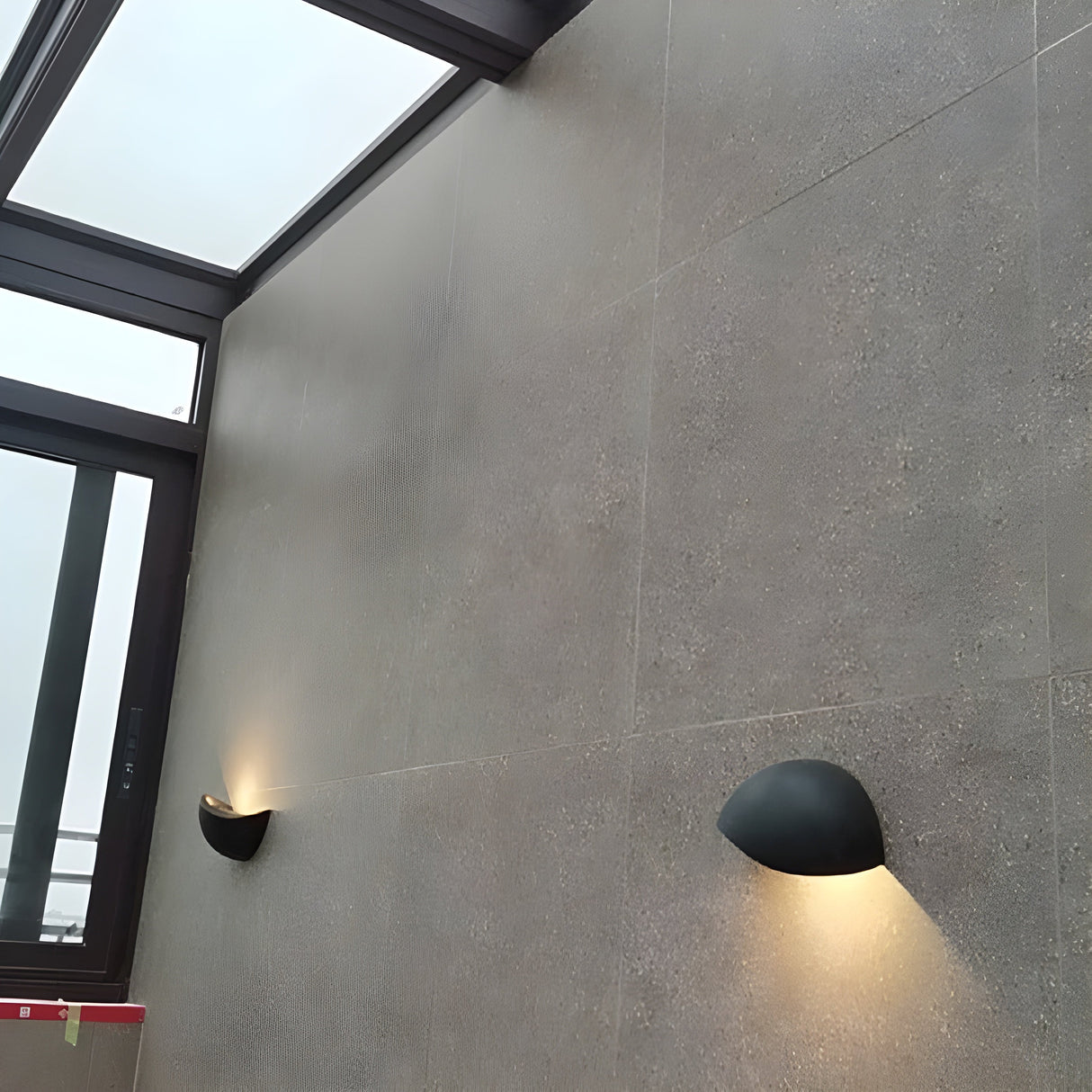 NoirLume Light - Minimalistisk halvcirkelformad LED vägglampa Carvallo