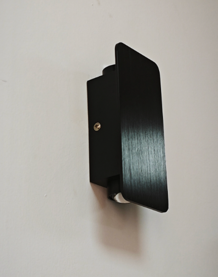 Minimalistisk LED Vägglampa | Energibesparande för Vardagsrum Carvallo