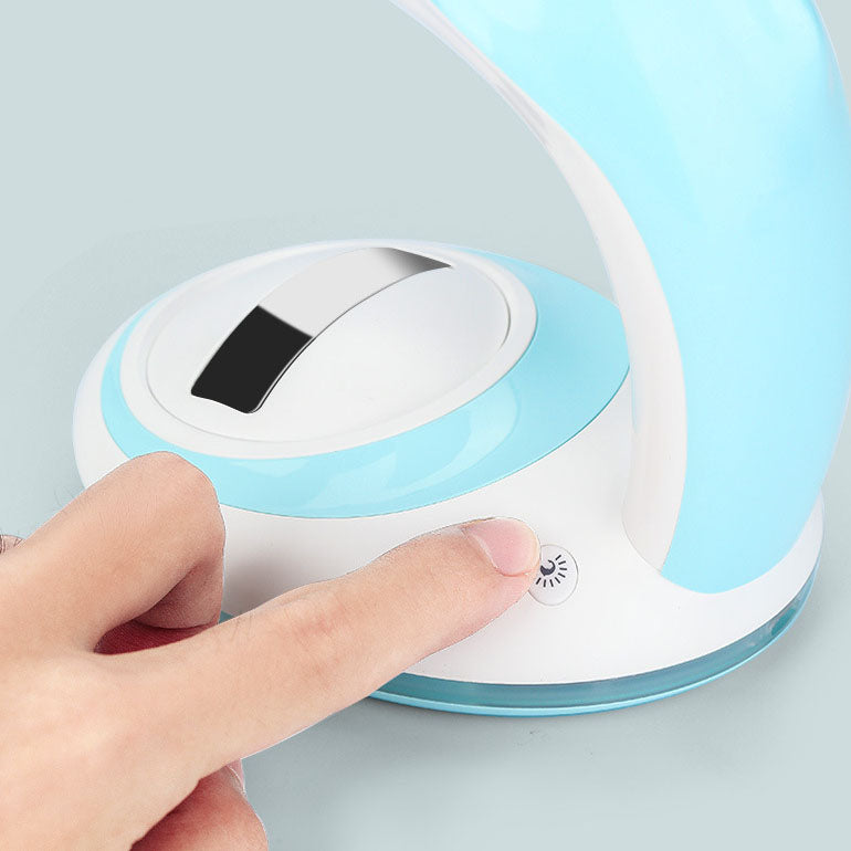 Förtrollande Dolphin LED Night Light – USB-driven regnbågsglödlampa MILA Sverige