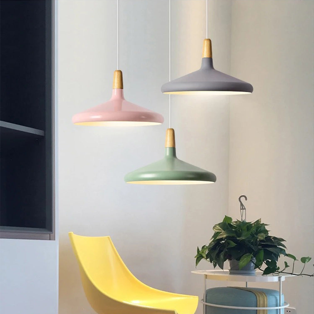 Nordisk Macaron Pendant Light | Trä Accent | Minimalistisk Charm | D7.09"-15.35" | Brick by Brick Carvallo