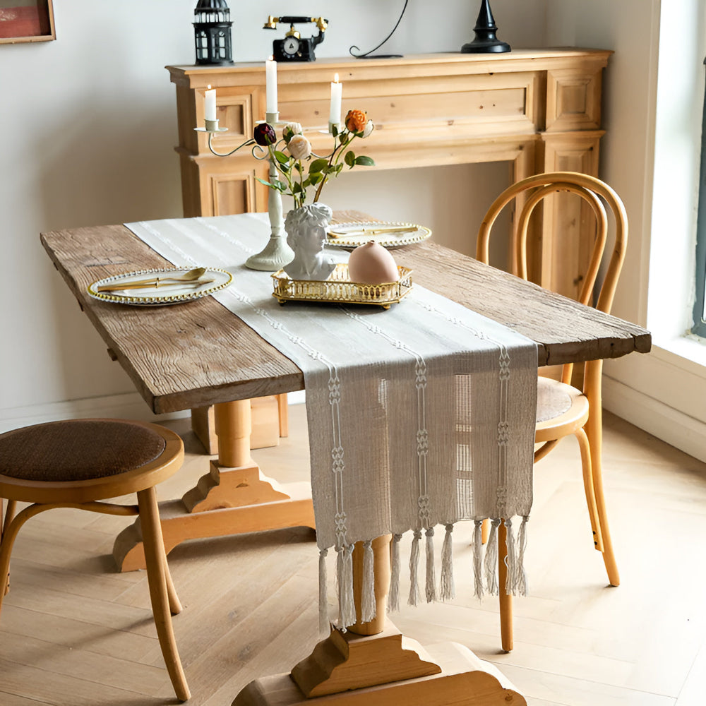 Tassel Whisper Bordduk Carvallo