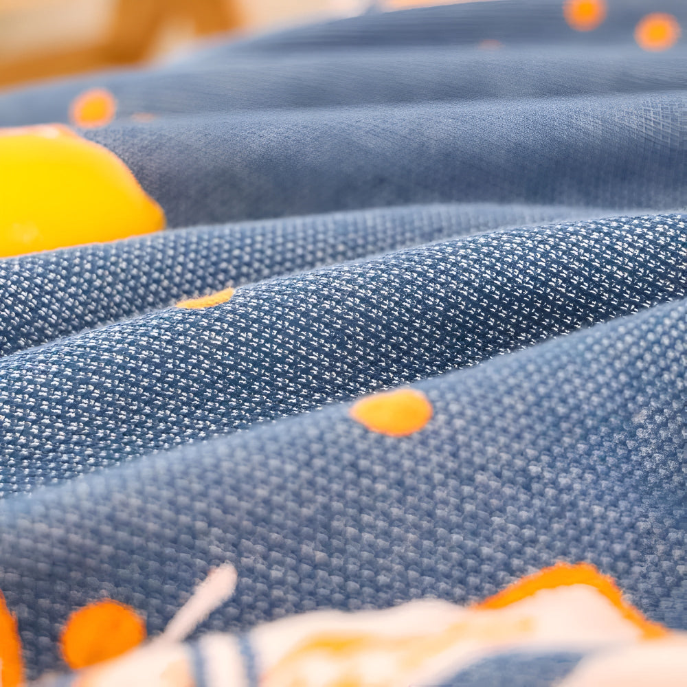 Serene Lily Blommig Bomulls Filt Carvallo