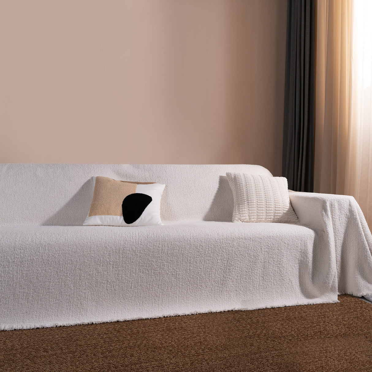 Mysig vinterstil sofföverdrag - Modern, stilren och hållbar soffskydd Carvallo