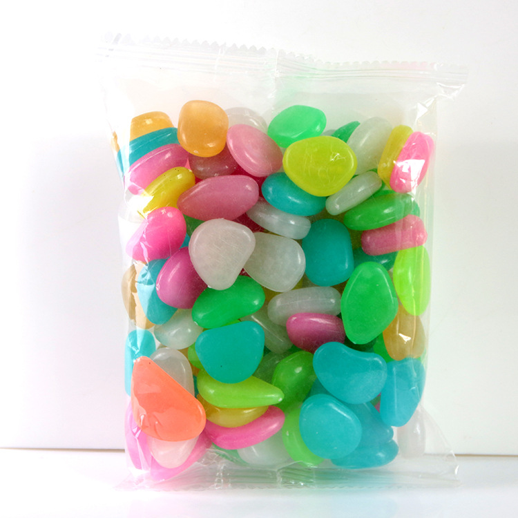 Lysande stenar för trädgård & dekoration – Fosforescerande småstenar i olika färger Carvallo