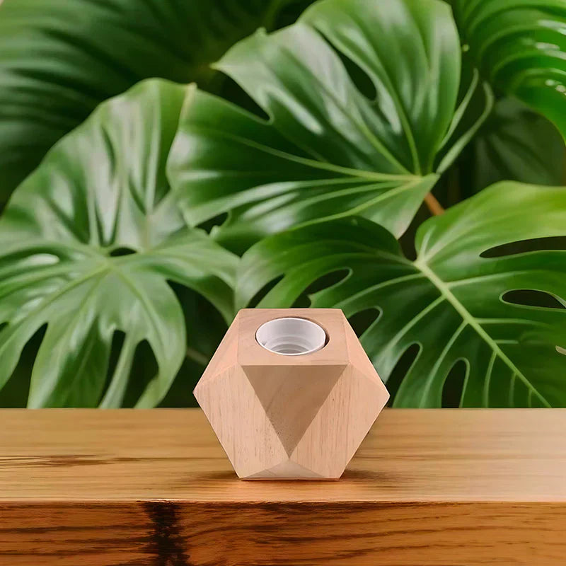 RustiGlow - Handgjord sänglampa i trä med en unik geometrisk design Carvallo