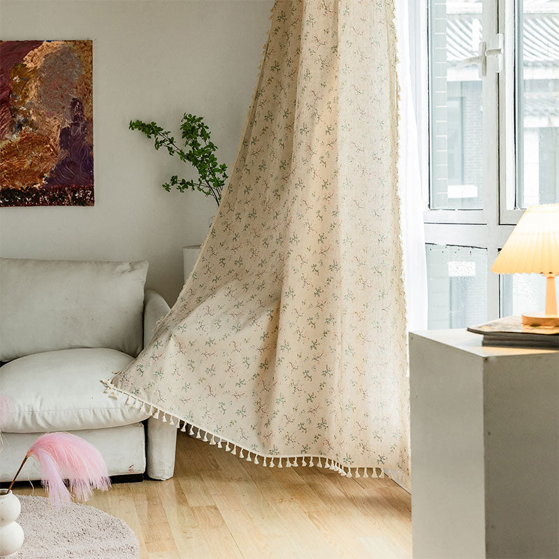 Lantlig stil blommig ljusfilterande gardin i bomulllin Carvallo
