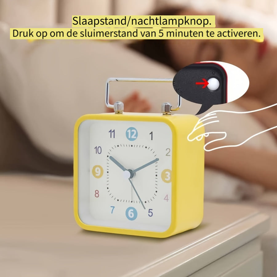 Fyrkantig Metall Väckarklocka med Nattljus och Snooze-funktion Carvallo