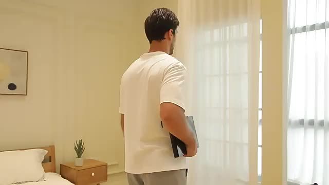 Lyxig 360° vikbar spegel - Perfekt vinkelmöbel för smink och hår MILA Sverige