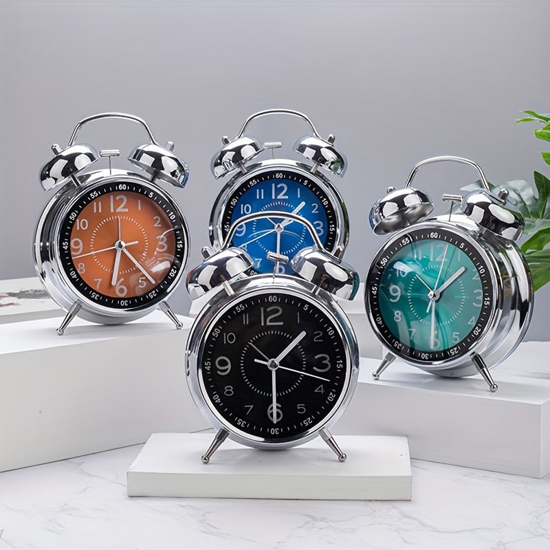 Klassisk metall klocka med klocktopp för punktliga väckningar Carvallo