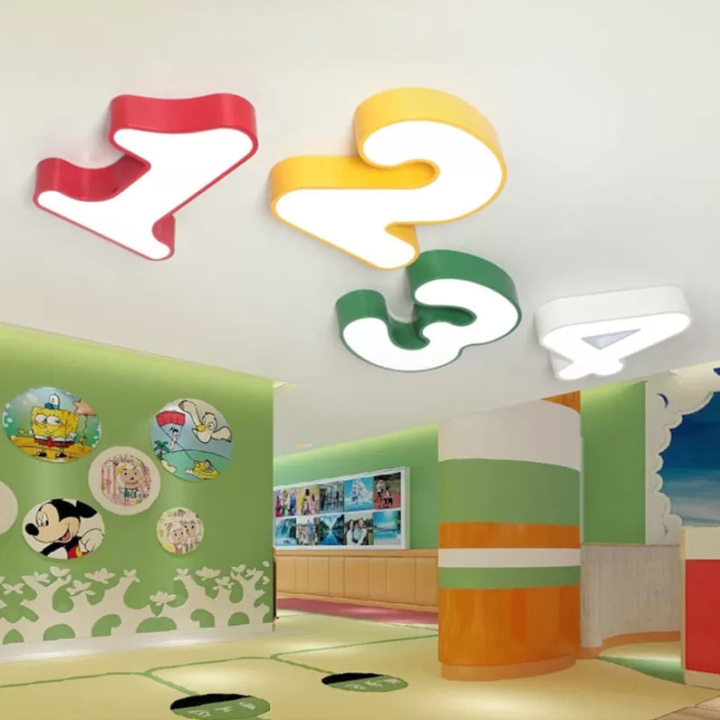 NumGlow - Taklampa med Färgglada Siffror och Roliga Former till Barnrummet Carvallo