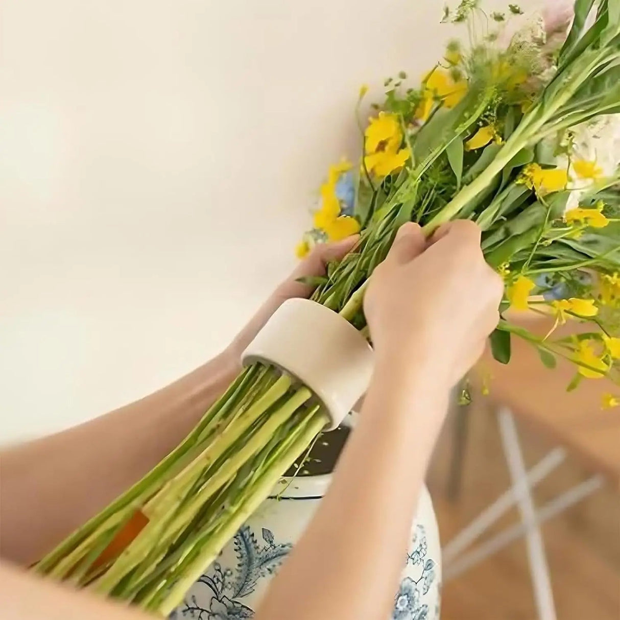 PetalPerfect - Transformativa hållare för vackra blomsterarrangemang Carvallo