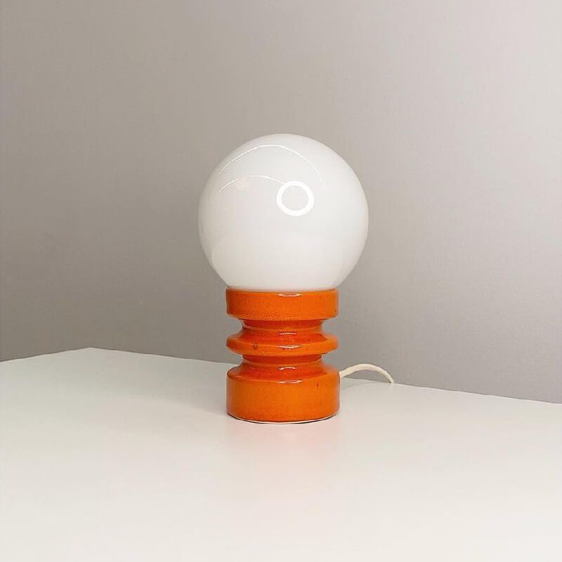 Vintage orange bordslampa i massivt glas – Retro berlock med varmt sken MILA Sverige