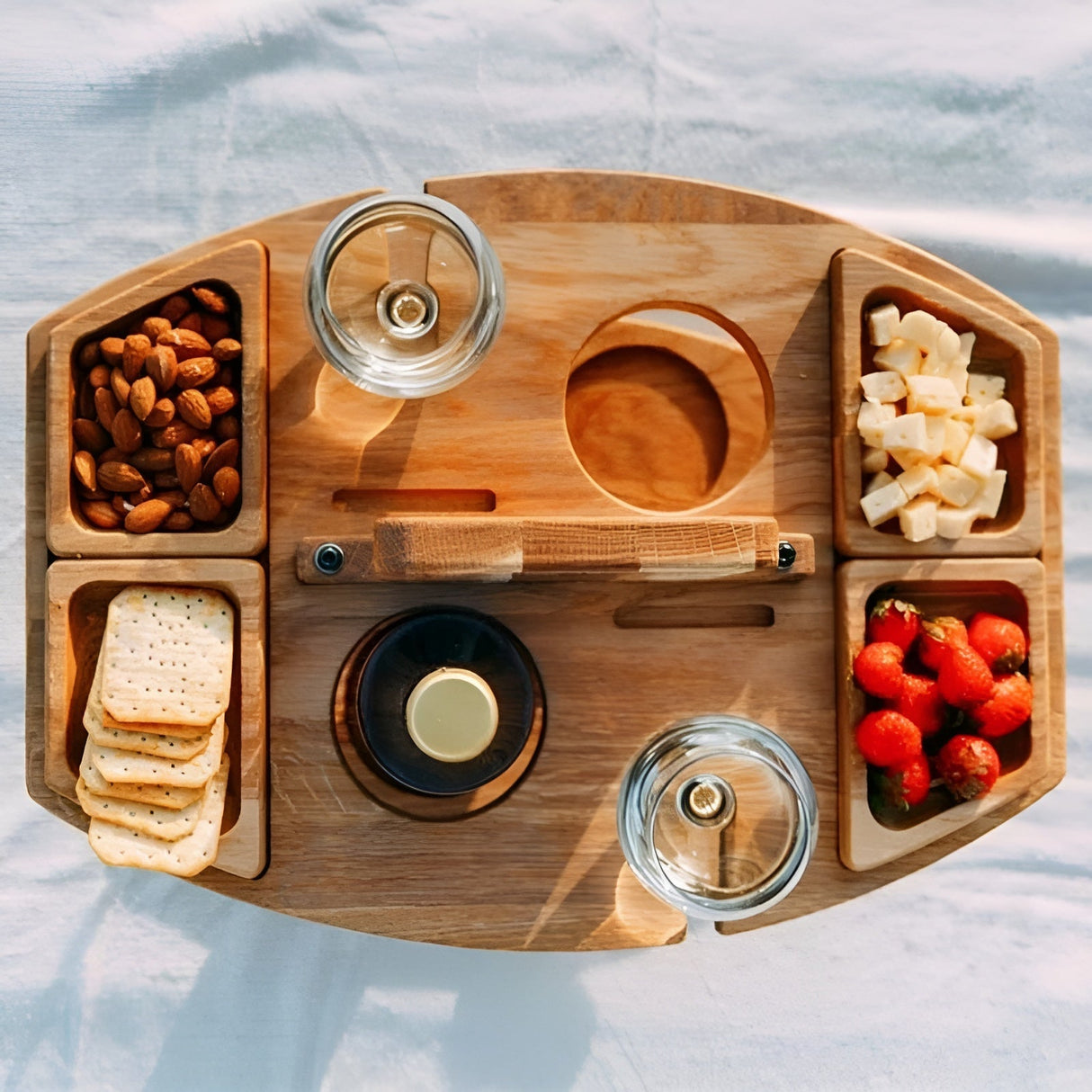 Trä picknick vinbord – Perfekt för vin & snacks utomhus Carvallo