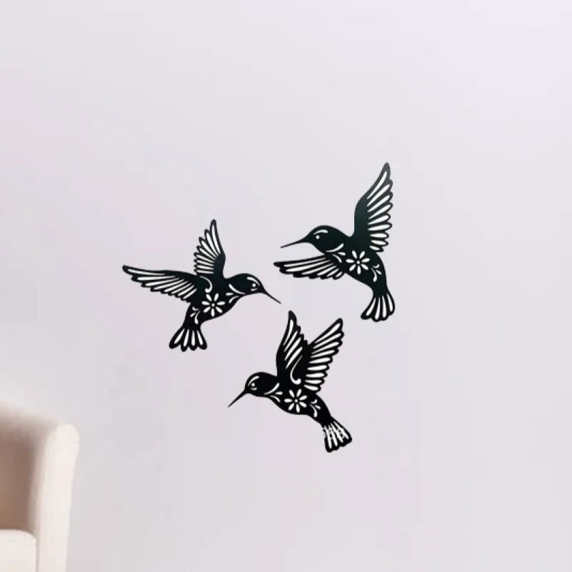 NatureFlare - Elegant metal Kolibri wall art for timeless home decor Carvallo