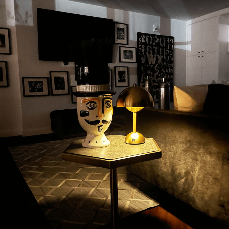 Brulee Modern Bordslampa Vattentät Trådlös och Uppladdningsbar Carvallo