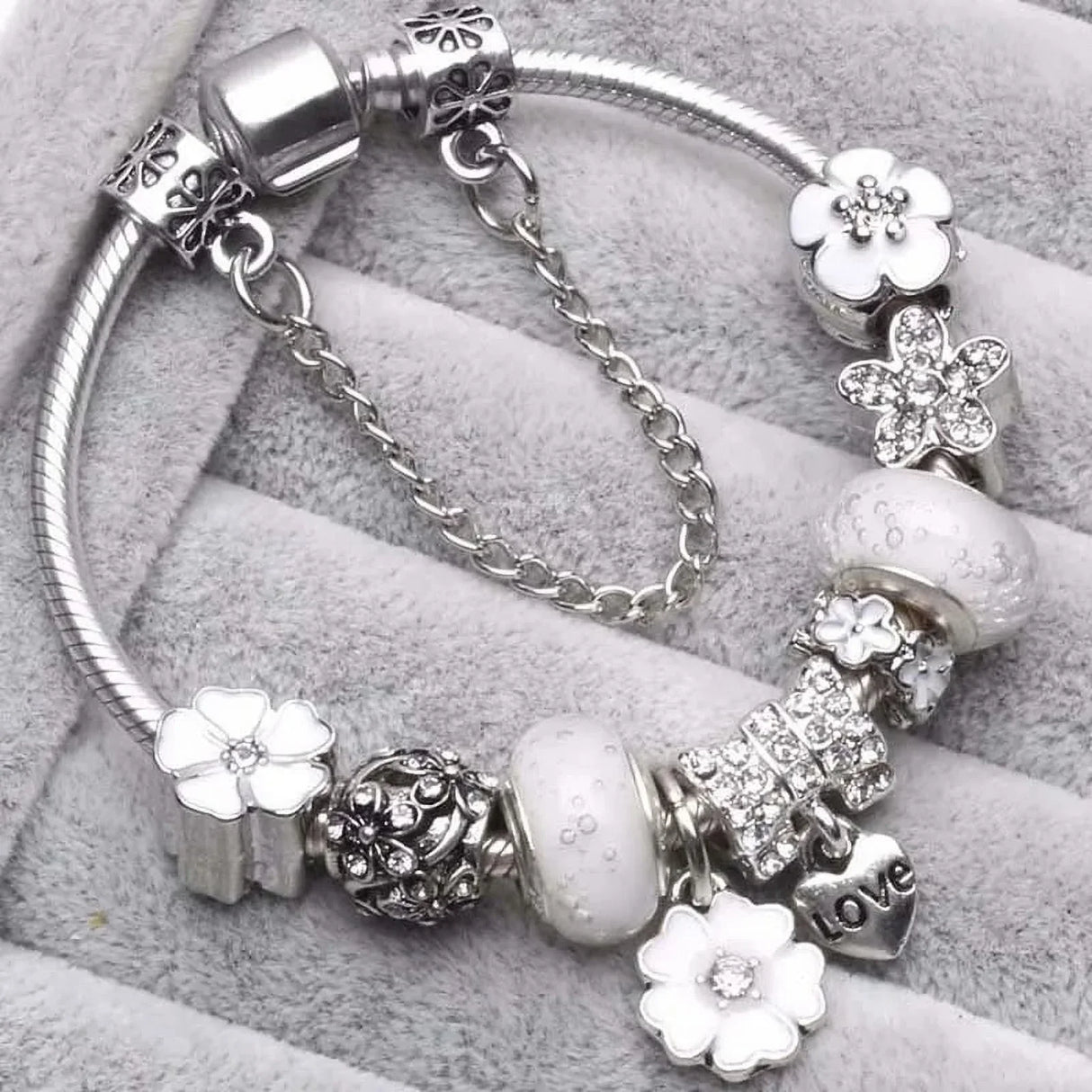 Armband Silver Charm | Blomsterpärlor Present Smycken Kvinnor Carvallo