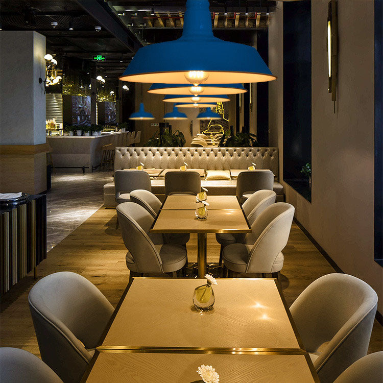 Samtida industriell taklampa i rundjärn MILA Sverige