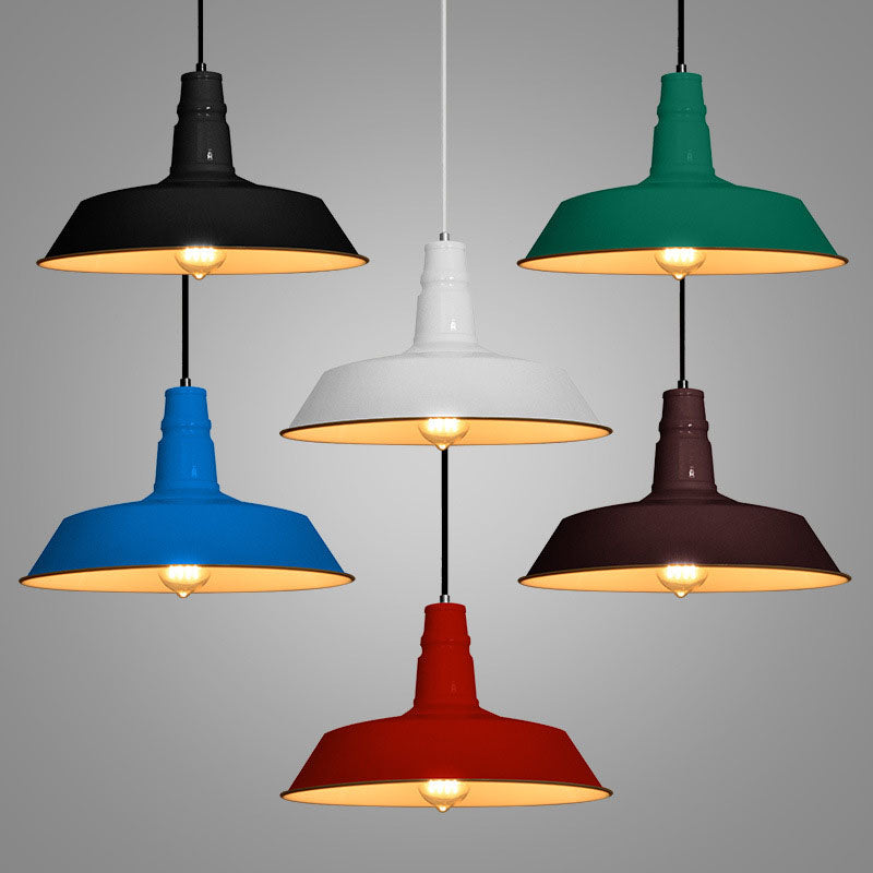 Samtida industriell taklampa i rundjärn MILA Sverige