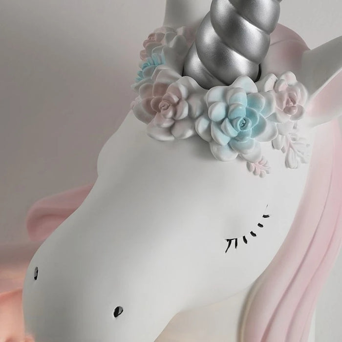 Carvallo - Elegant Unicorn vägglampa för lugn atmosfär Carvallo