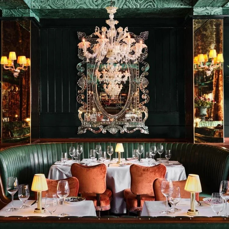 Elegant sladdlös LED Silk Touch bordslampa – modern elegans MILA Sverige