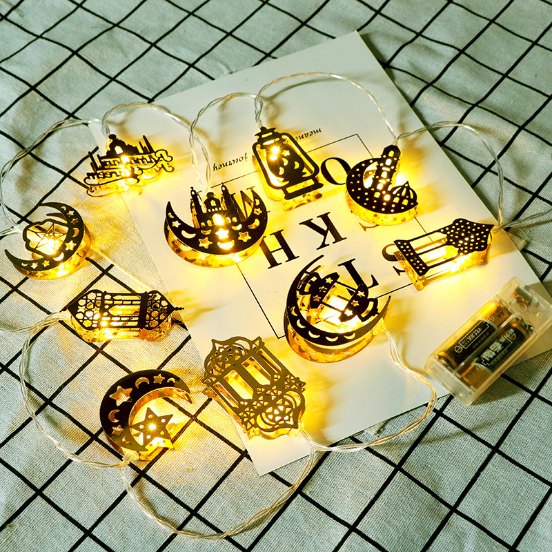 Färgglada LED-ljusslingor – Dekorativa ljus med måne- och lyktteman för hem och trädgård Carvallo