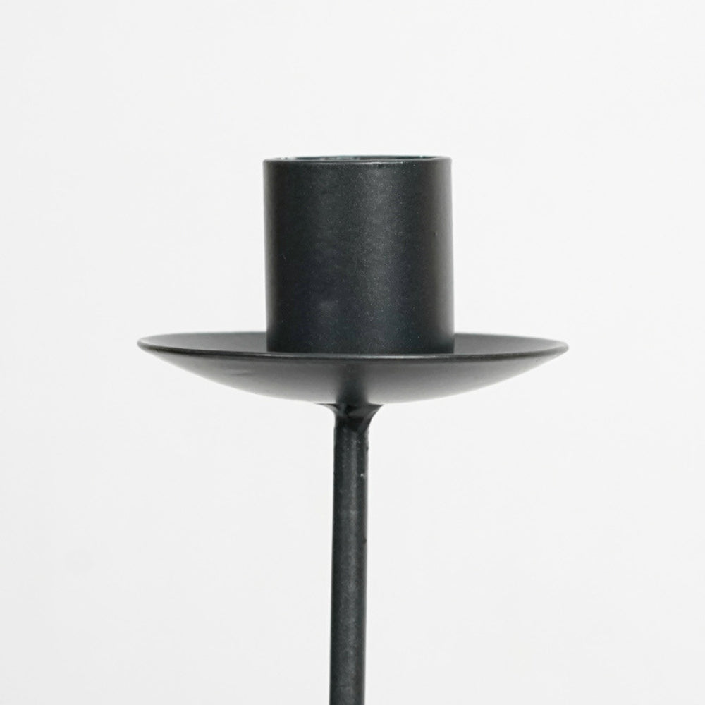 Skulpterad Vågig Järn Ljus hållare Carvallo