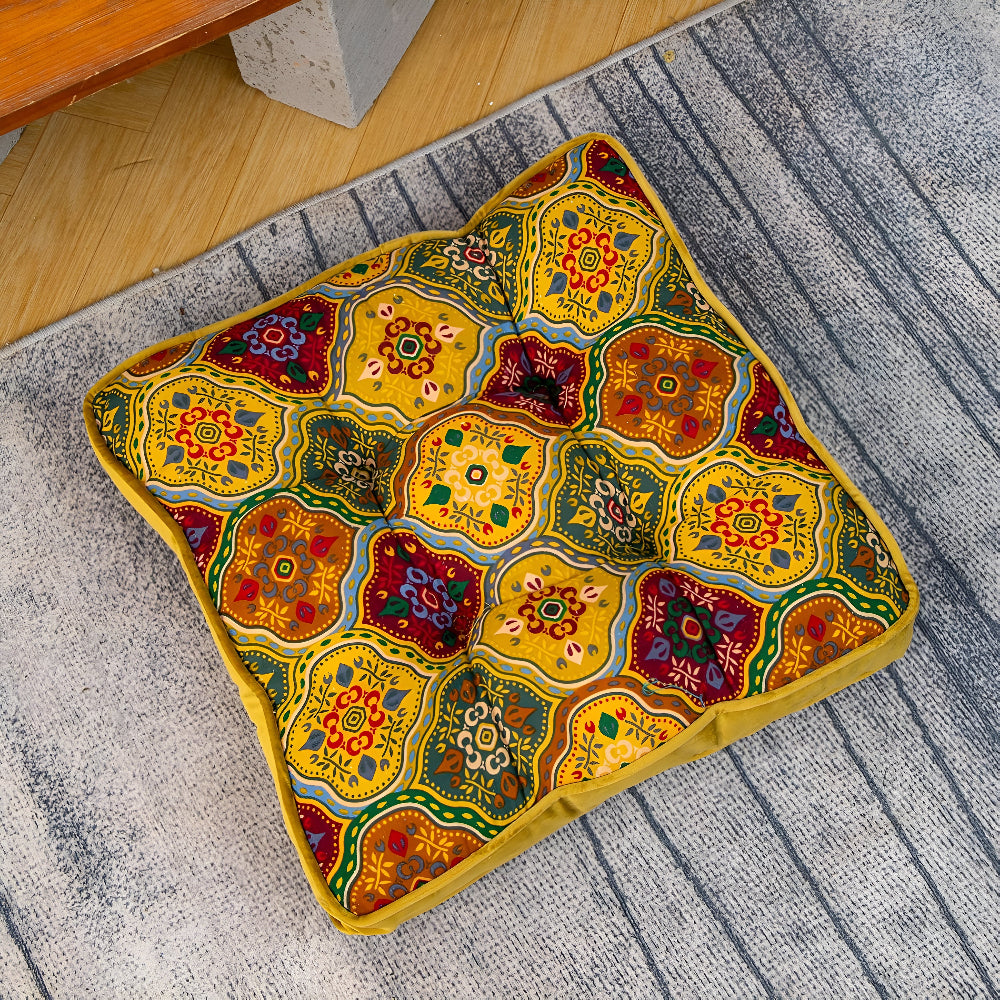 Maroccan inspired tie band cushion Carvallo