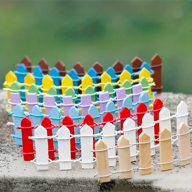 Miniatyr trädgårdsgärde i trä – Färgglad dekoration för feuträdgård och modellbygge Carvallo