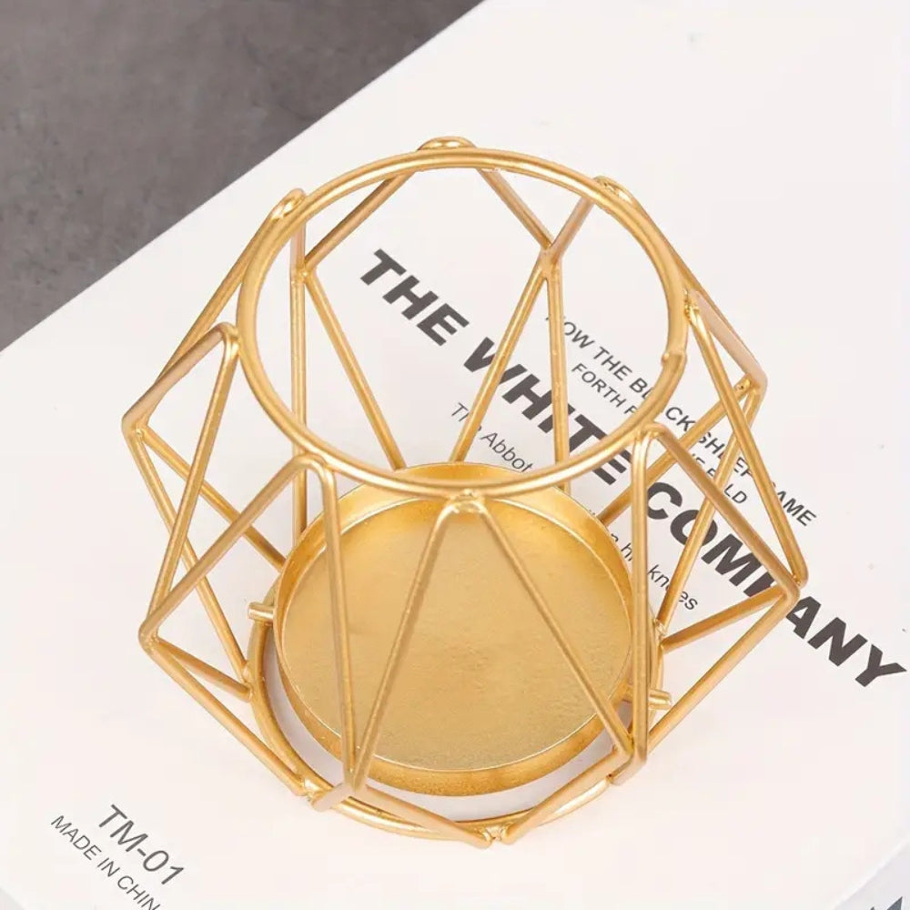 Minimalistisk wireframe ljushållare – elegant järndesign MILA Sverige