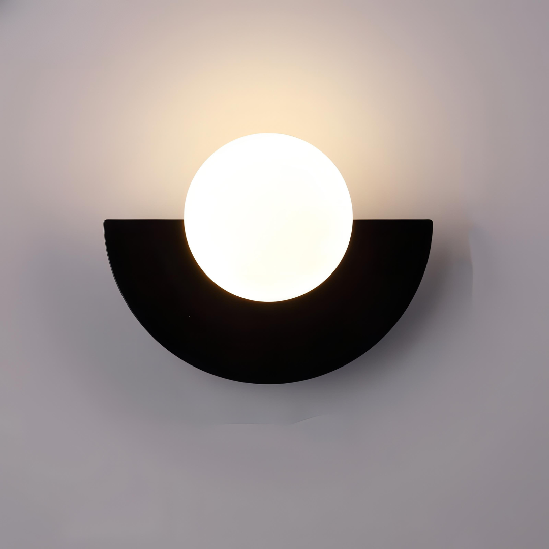 Elara | Nordisk Halvmåne Vägglampa Carvallo